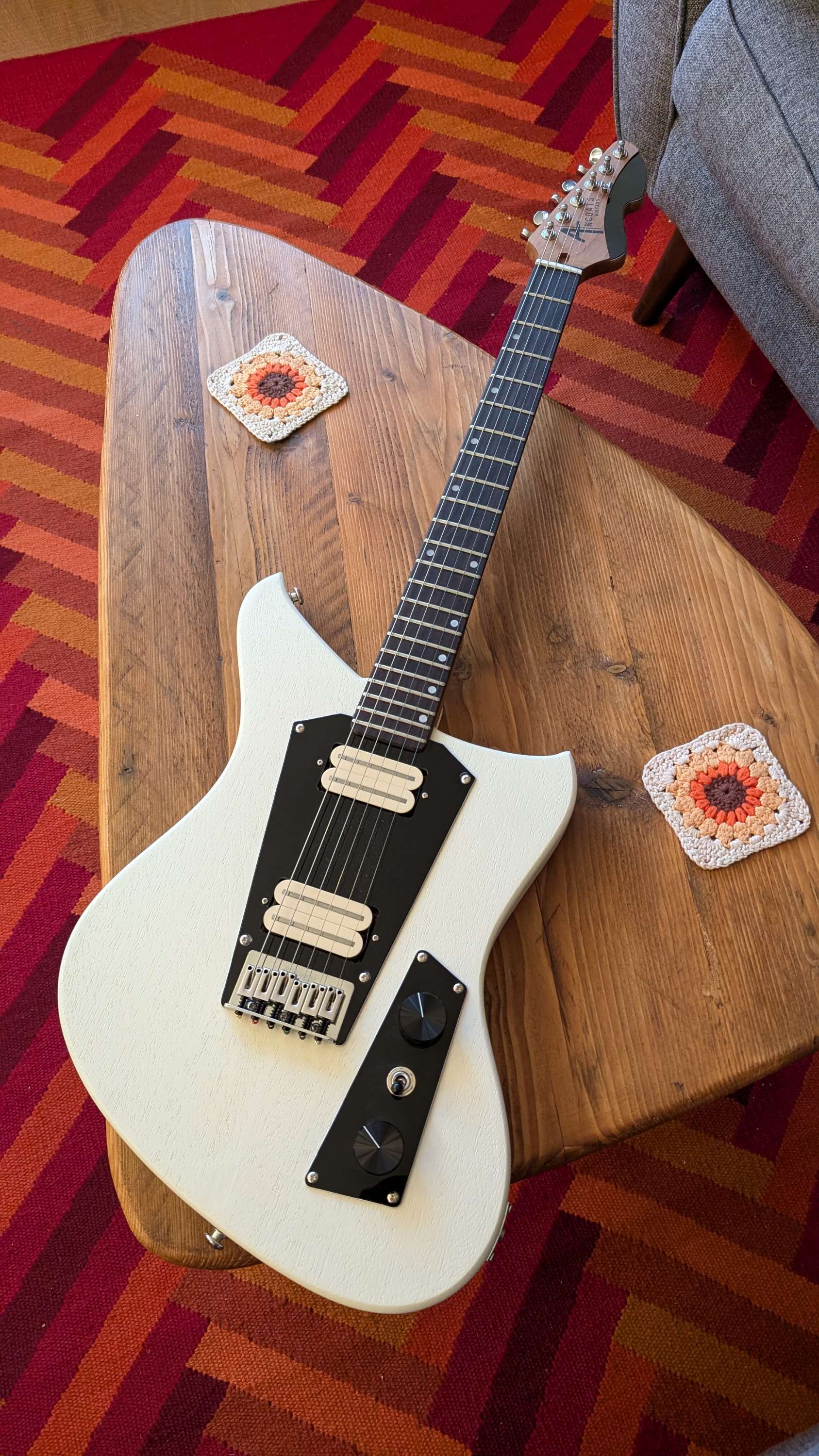 NQ Guitar 14