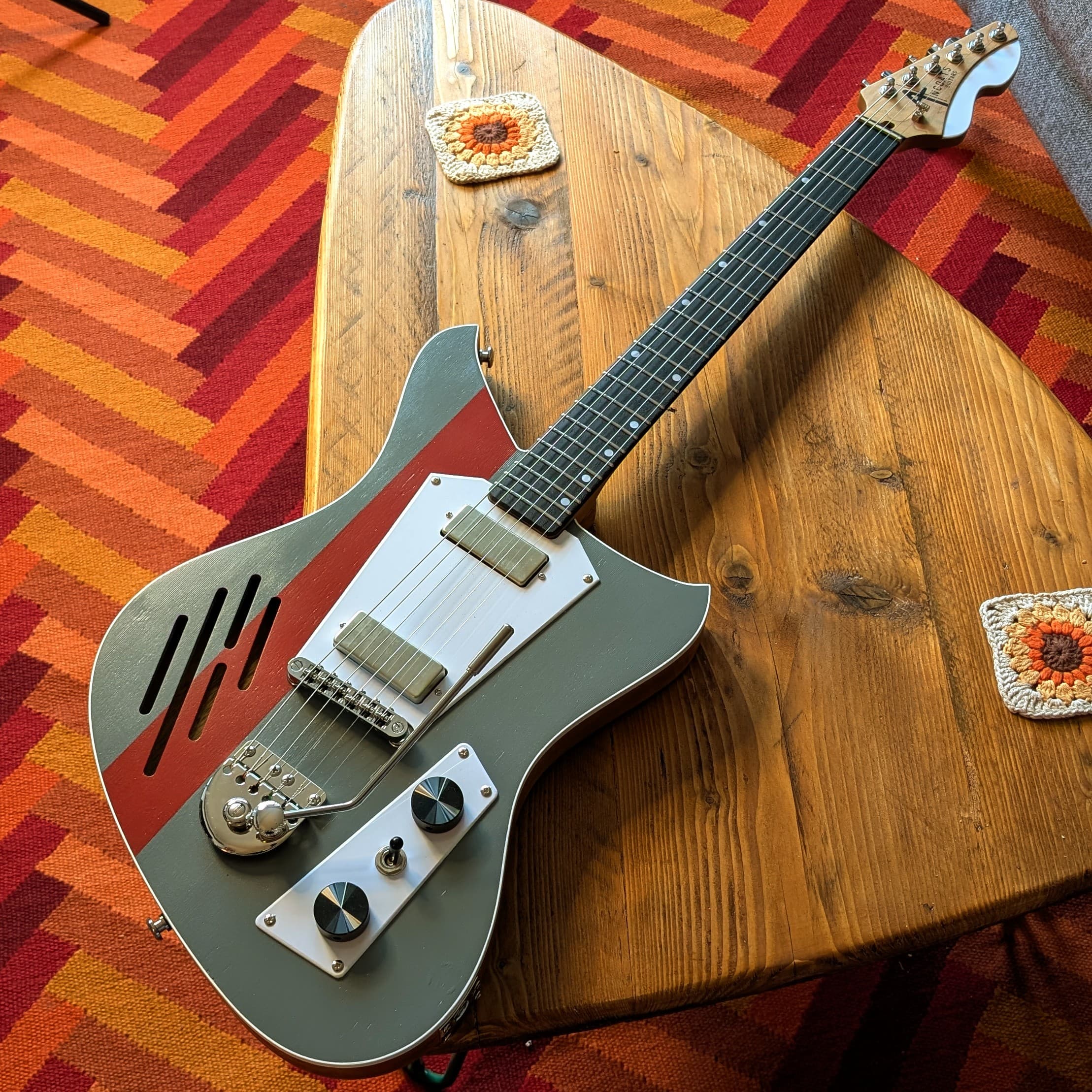 NQ Guitar 21