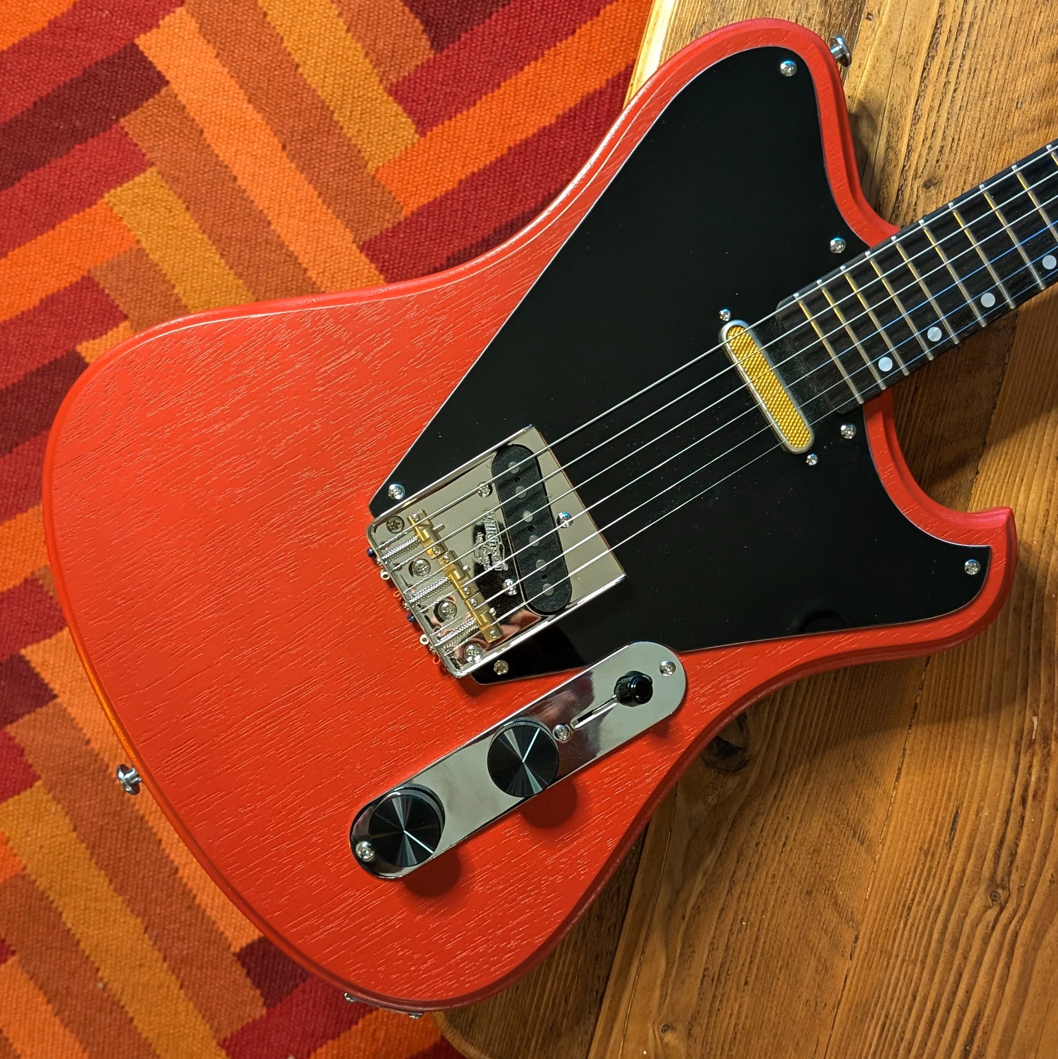 Granada Guitar 16