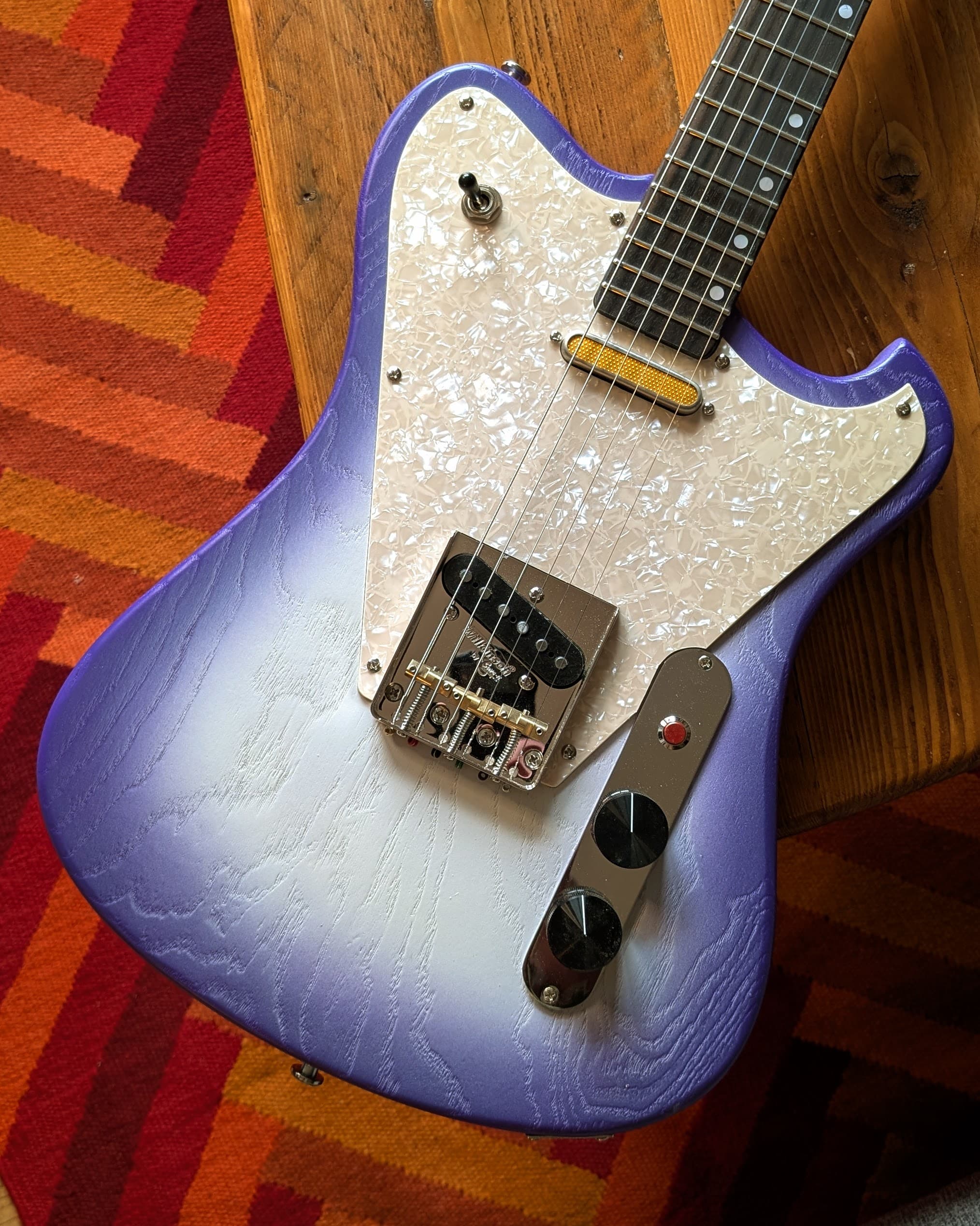 Granada Guitar 21
